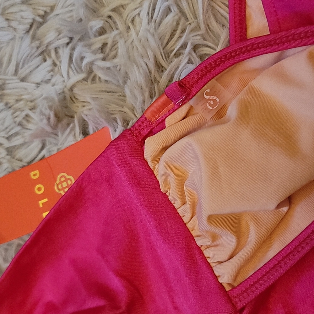 Dollcake Vibrant Pink Bikini Set - Picture 5 of 7